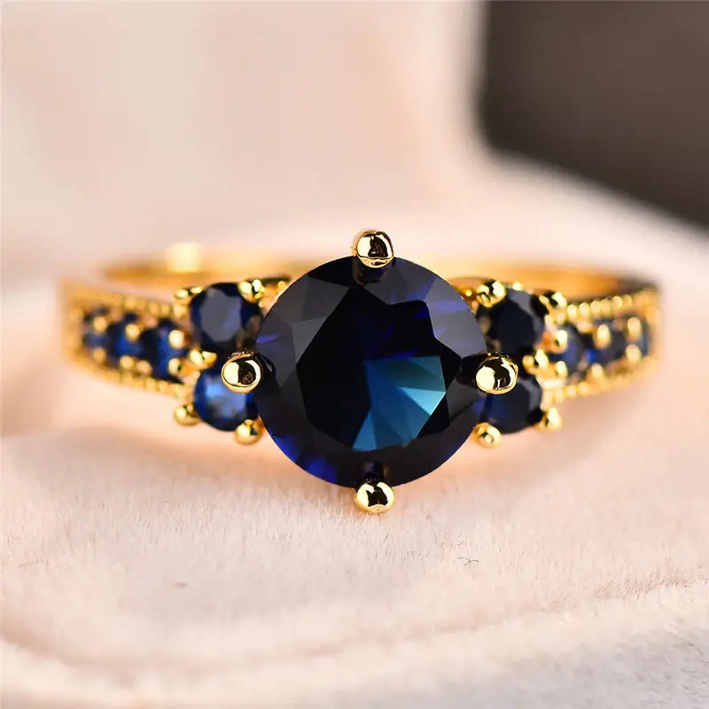 Celia | Ring | Sapphire