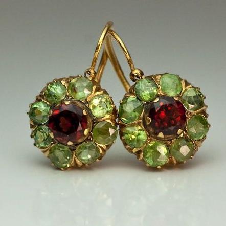 Serenity | Earrings | Gemstone