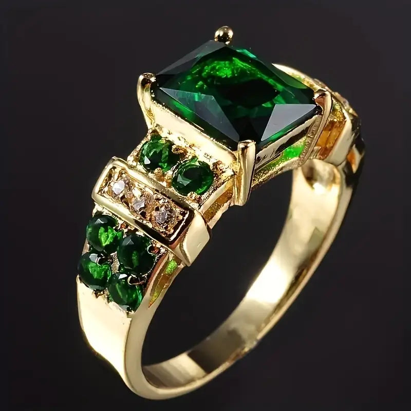 Antonia | Ring | Emerald