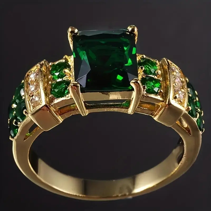 Antonia | Ring | Emerald