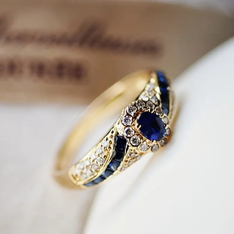 Sandrine | Ring | Sapphire