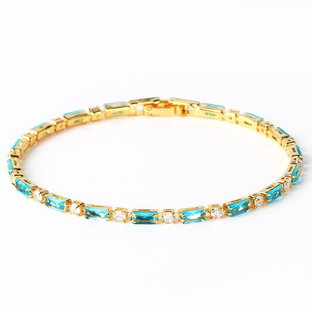 Amyra | Bracelet | Gold