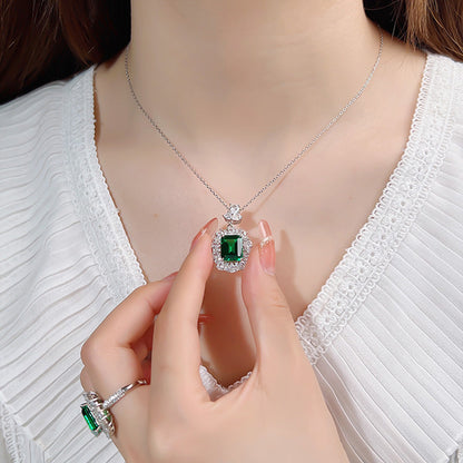 Meliora | Necklace | Emerald