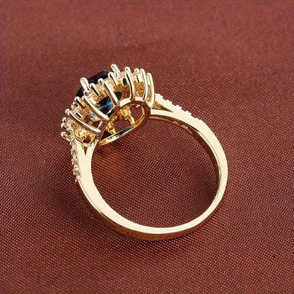Lettie | Ring | Sapphire | Gold