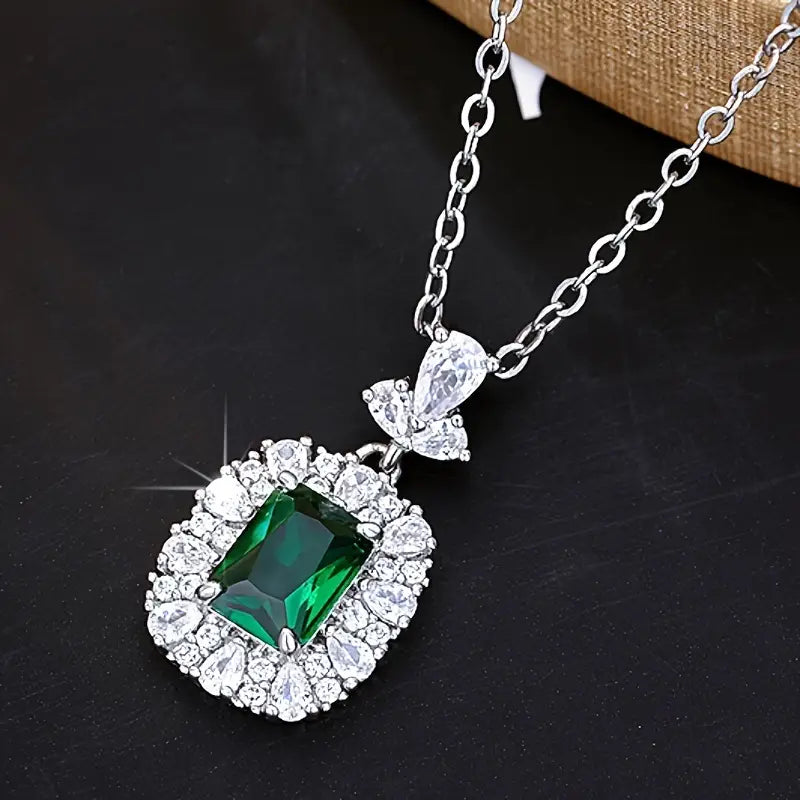 Meliora | Necklace | Emerald