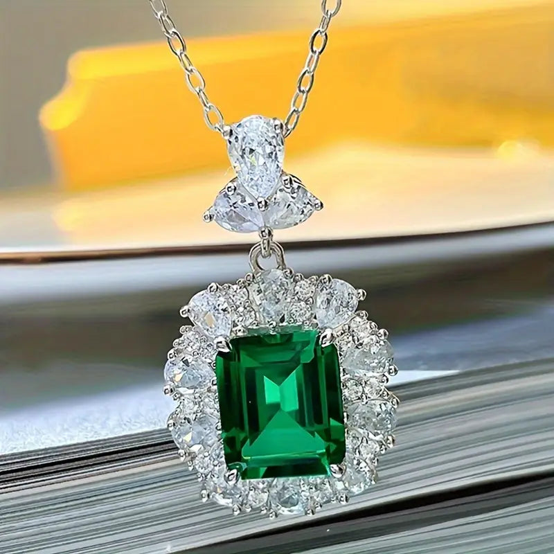Meliora | Necklace | Emerald
