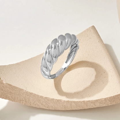 Joyce | Ring | White Gold