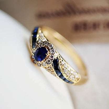 Sandrine | Ring | Sapphire