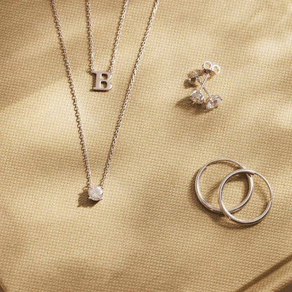 Iris | Necklace | White Gold