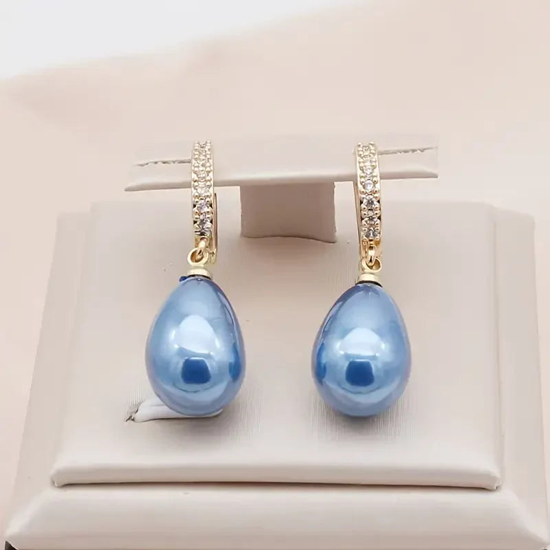 Ari | Earrings | Gemstone
